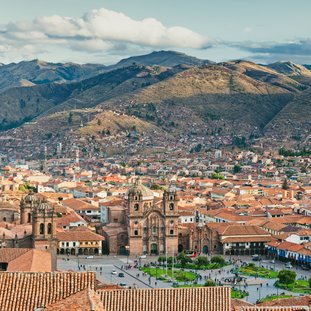 Cuzco-shutterstock_182830091Large.jpg