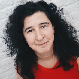 Evita-vanboven.jpg