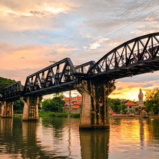 bridgeoverriverkwaithailand.jpg