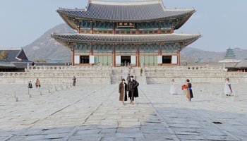 gyeongbokgungpalacesajik-rosejongnojongno-guseoulsouthkorea.jpg
