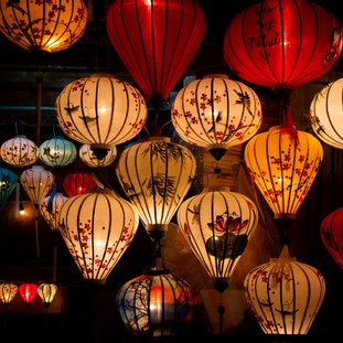 HoiAnlanterns2Large.jpg