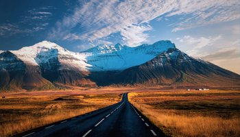 Road_Iceland_shutterstock_611794541Large.jpg