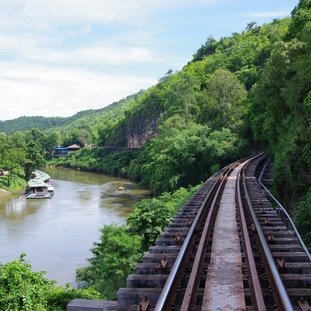 KANCHANABURI_riverKwai.jpg