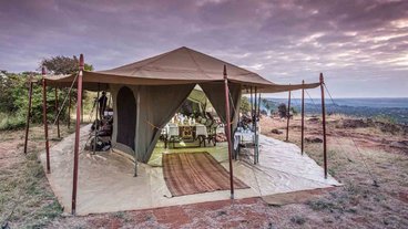 Gallery-Siruai-Mobile-Camp-The-Safari-Collection_Main-tent-set-atop-the-hill-with-magical-views.jpg