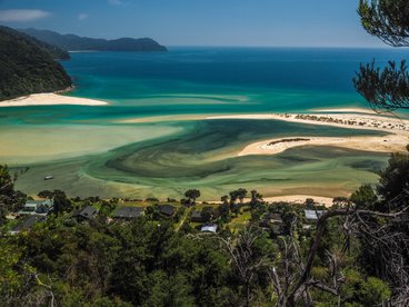 AbelTasmanNP-Nelson-Zuidereiland-Nieuw-ZeelandLarge.jpg