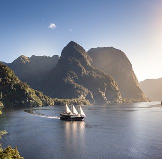 Overnight_DoubtfulSound_Nieuw-Zeeland.jpg