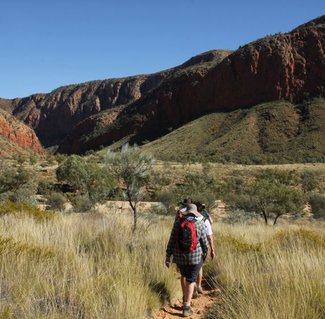 GreatWalks_larapinta-trek-in-comfort-northern-territory_ormiston.jpg