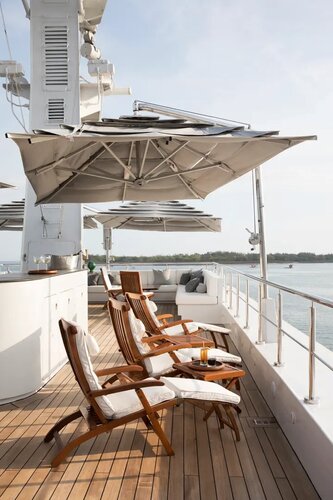 AquaBlu-SunDeck-01.jpg