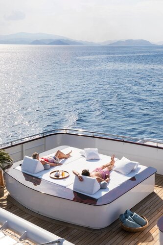 AquaBlu-SunDeck-05.jpg